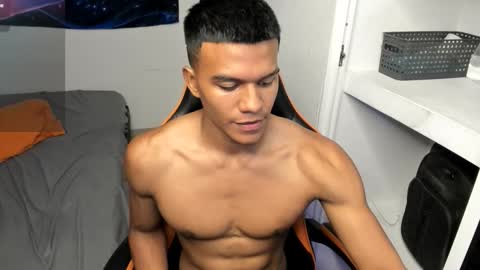 Snapshot of jeanfran_ferrer chatting on October 10, 11:30 pm jeanfran_ferrer online show from October 10, 11:30 pm
