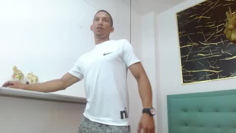 jeanpaul47 online show from May 2, 11:24 am