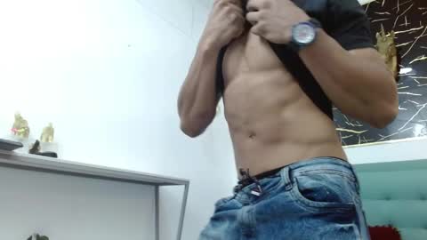 jeanpaul47 online show from May 6, 11:11 am