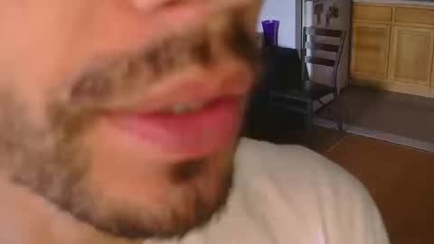 Snapshot of jeanpierbello7 chatting on October 10, 4:56 pm jean pier bello Silva online show from October 10, 4:56 pm
