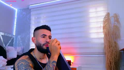 jeanpoolsex online show from June 17, 7:48 pm
