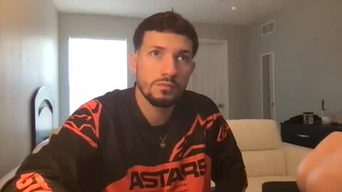 jeanwhitebianco online show from October 28, 4:31 pm