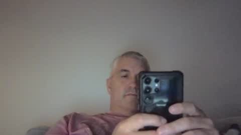 dadbody71 online show from December 18, 12:28 am