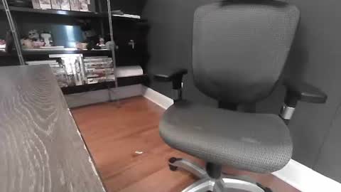 jedge4404 online show from December 28, 1:51 pm