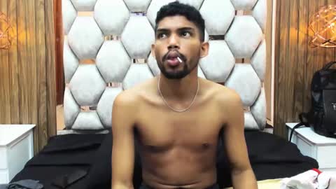 Snapshot of jeff_nick chatting on October 25, 1:35 pm Jeff Nick online show from October 25, 1:35 pm