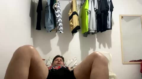 Snapshot of jeff_sexy754 chatting on October 31, 2:46 am jeff_sexy754 online show from October 31, 2:46 am