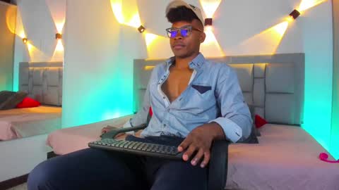Jeff online show from December 3, 7:33 pm