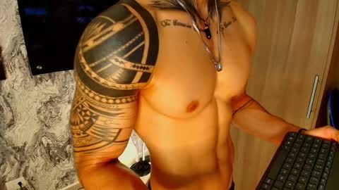 Snapshot of jeins_carter chatting on September 26, 4:37 pm JC online show from September 26, 4:37 pm