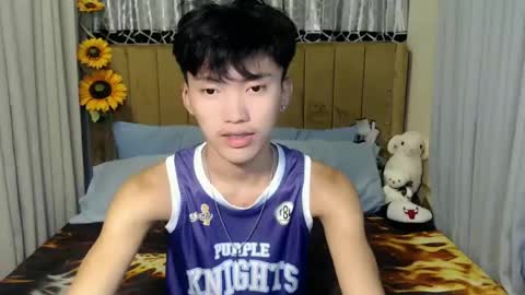 jemart_urnaughtboy online show from June 21, 9:37 am