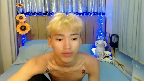 jemart_urnaughtboy online show from June 14, 9:55 am