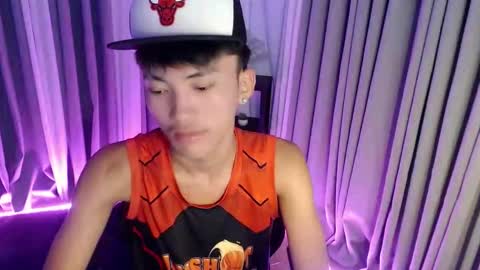 jemart_urnaughtboy online show from April 29, 5:30 pm