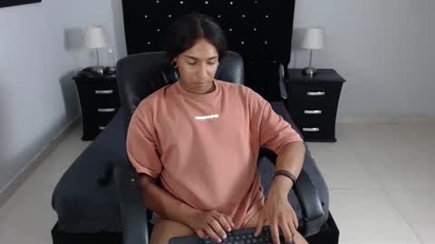 JenkinsThomson online show from January 19, 12:06 am