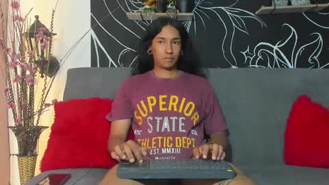 JenkinsThomson online show from January 29, 8:35 pm