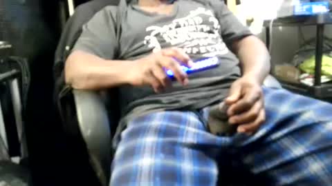 Snapshot of jeremiah0827 chatting on January 16, 2:19 pm jeremiah0827 online show from January 16, 2:19 pm