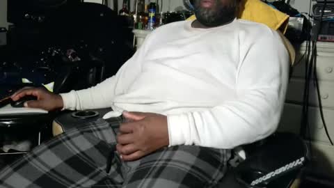 Snapshot of jeremiah0827 chatting on February 21, 10:07 am jeremiah0827 online show from February 21, 10:07 am