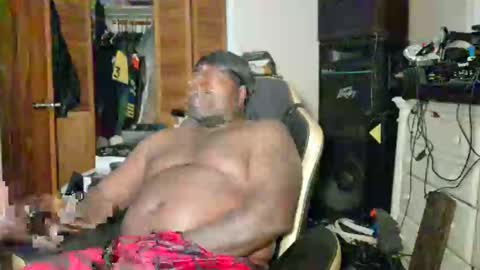 Snapshot of jeremiah0827 chatting on September 15, 1:52 am jeremiah0827 online show from September 15, 1:52 am