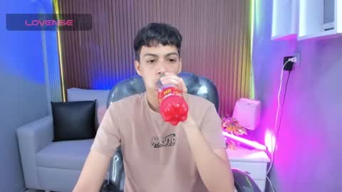  JEREMIAS  online show from June 20, 1:38 pm