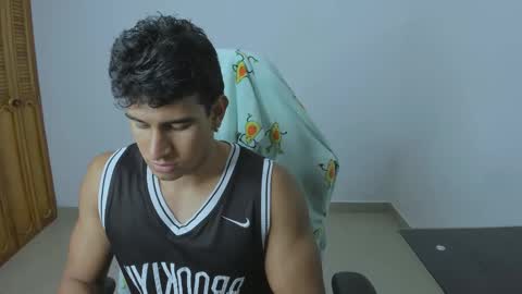 Snapshot of jeremy_colton_hot chatting on February 27, 9:11 am jeremy_colton_hot online show from February 27, 9:11 am