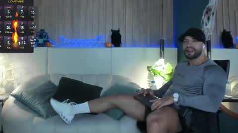 Jeremy online show from October 17, 11:42 pm