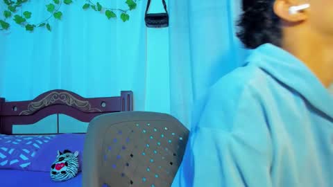 Jeremy online show from February 25, 7:37 pm