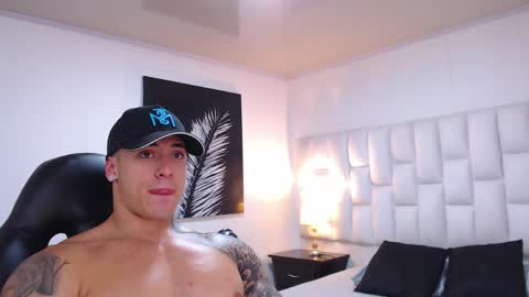 Jeremy lane online show from April 21, 1:42 am