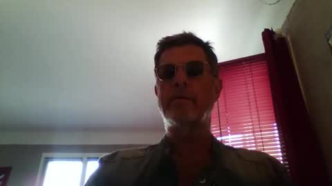 jerflor online show from May 9, 4:08 pm