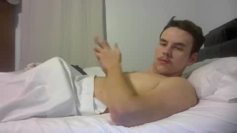 jerkjon1692 online show from April 8, 5:19 am