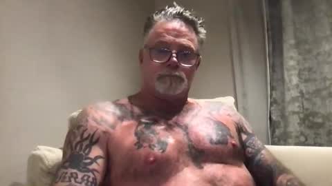 jerkoffking1904 online show from April 26, 11:34 pm