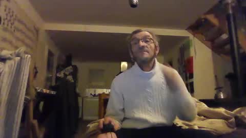 jerome8421 online show from February 1, 2:32 am