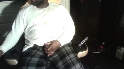 Snapshot of jerry0827 chatting on February 21, 10:07 am jerry johnson online show from February 21, 10:07 am