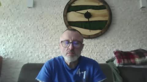 jerry250461 online show from March 22, 8:30 am