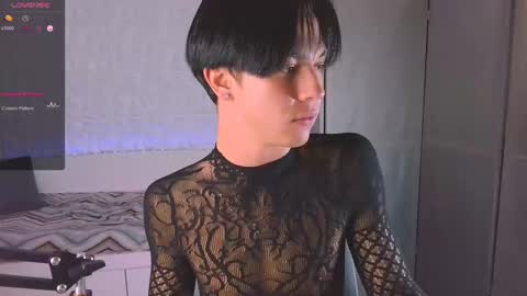 Snapshot of jerrybomb_ chatting on October 12, 2:11 pm Jerrybomb online show from October 12, 2:11 pm