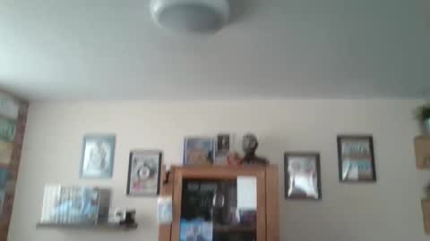 Snapshot of jerseyhammer01 chatting on October 25, 9:00 am Harry online show from October 25, 9:00 am