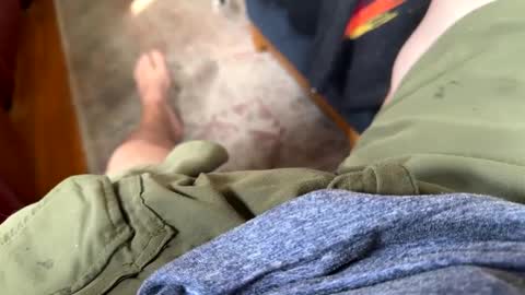 Jeremys room chill and puff one enjoy online show from September 29, 8:16 pm