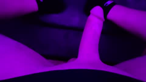 jesseboyy online show from January 7, 3:16 am