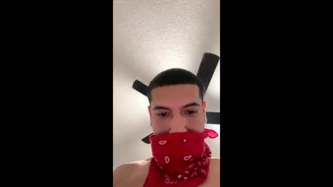 Snapshot of jesselopezcali chatting on March 5, 7:17 pm Hungjessy online show from March 5, 7:17 pm