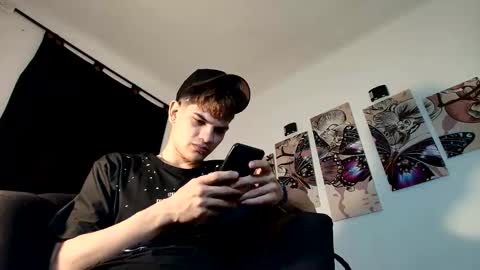 jesshot_bigcock online show from April 21, 2:15 am