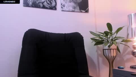 Snapshot of jessid_cutson chatting on January 26, 8:56 pm Jessid online show from January 26, 8:56 pm