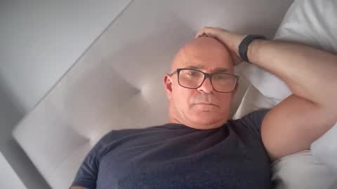 Jesuiscoquin online show from January 17, 6:05 am