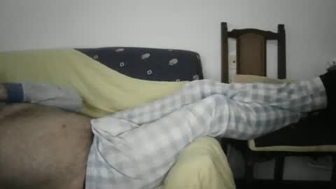Snapshot of jesuslove27 chatting on February 16, 9:37 am jesuslove27 online show from February 16, 9:37 am
