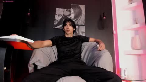 Snapshot of jett_savage chatting on September 11, 1:10 pm jett_savage online show from September 11, 1:10 pm