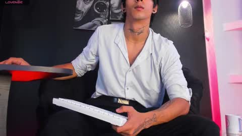 Snapshot of jett_savage chatting on September 10, 12:59 pm jett_savage online show from September 10, 12:59 pm
