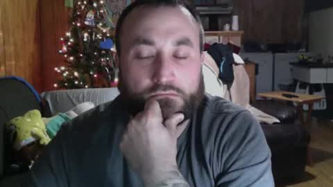 Snapshot of jettadude5 chatting on December 24, 3:49 am jettadude5 online show from December 24, 3:49 am