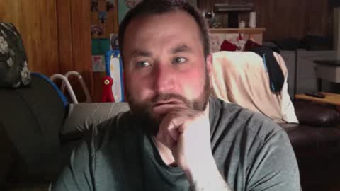 Snapshot of jettadude5 chatting on December 5, 1:36 am jettadude5 online show from December 5, 1:36 am