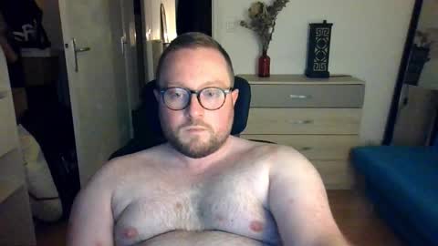 jeuneloup92 online show from November 19, 5:46 pm