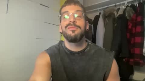 JEUNEMEK007 online show from March 12, 12:24 pm