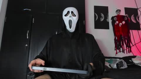 jey cox online show from October 31, 12:52 pm