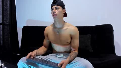 jey cox online show from February 4, 11:49 am