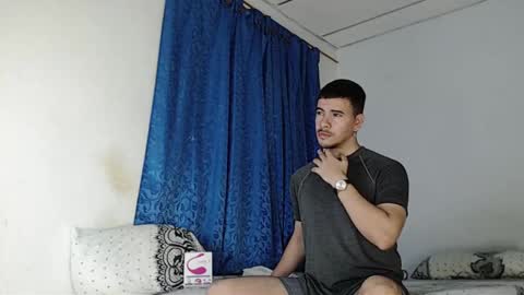 Snapshot of jeycob_happy97 chatting on January 20, 11:13 am Juan David online show from January 20, 11:13 am
