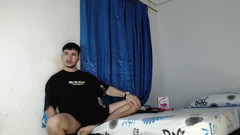 Snapshot of jeycob_happy97 chatting on December 3, 10:48 am Juan David online show from December 3, 10:48 am